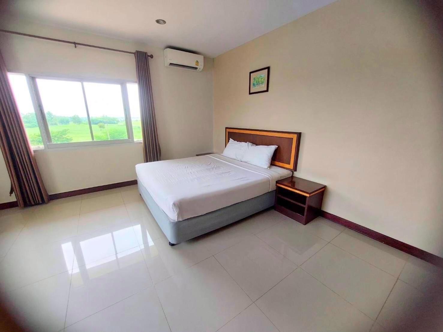 Kp Hotel Udonthani Kumphawapi Zewnętrze zdjęcie