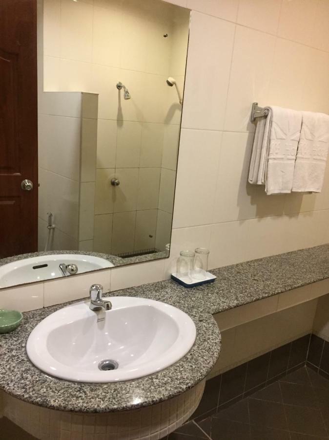 Kp Hotel Udonthani Kumphawapi Zewnętrze zdjęcie